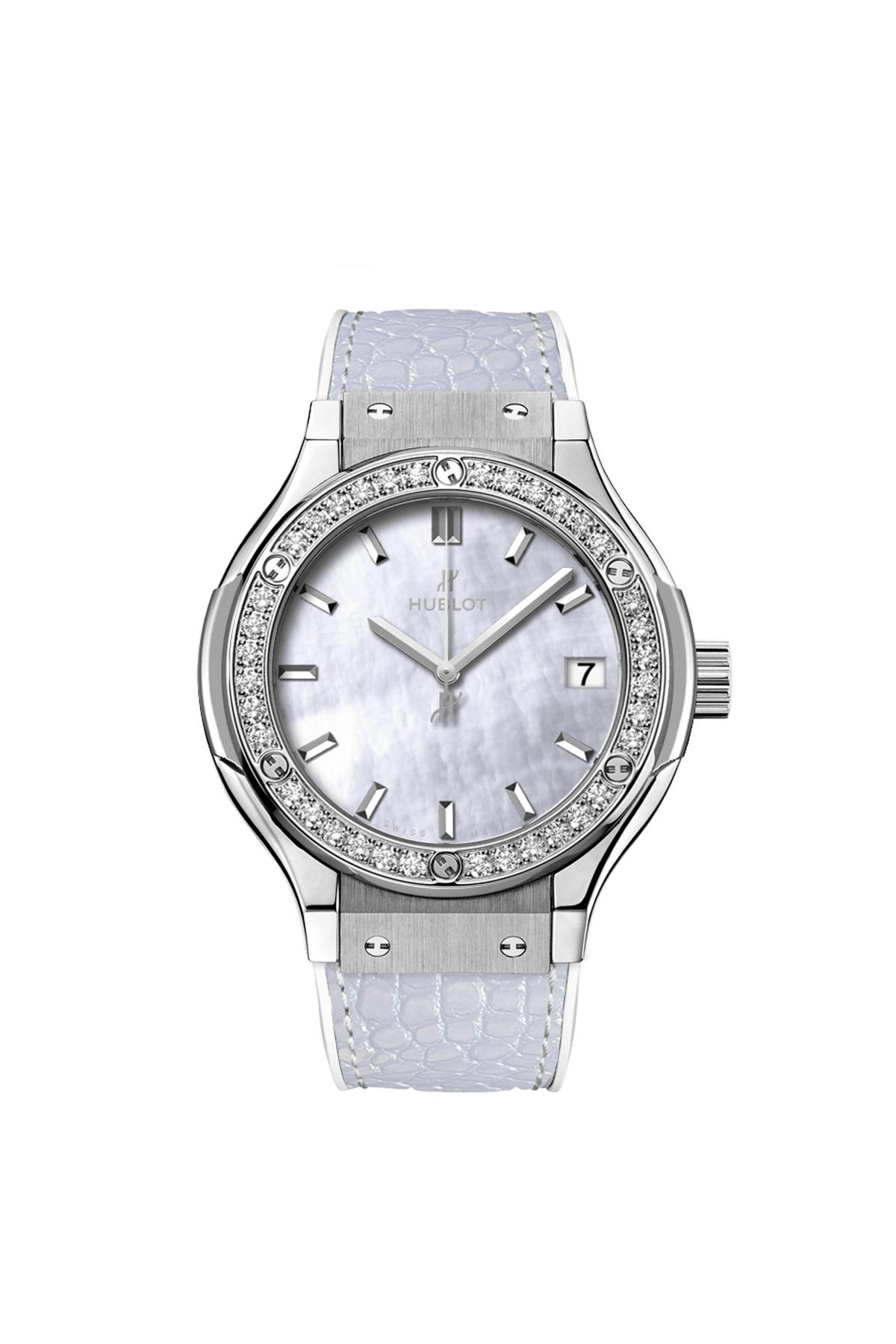 Hublot Classic Fusion 33 581.NE Mother-Of-Pearl Dial